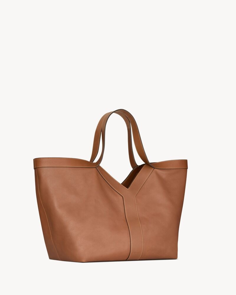 Saint Laurent Y Tote In Leather
