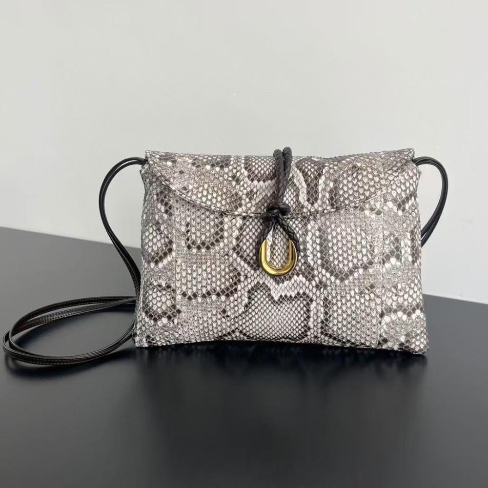 Bottega Veneta Liberta