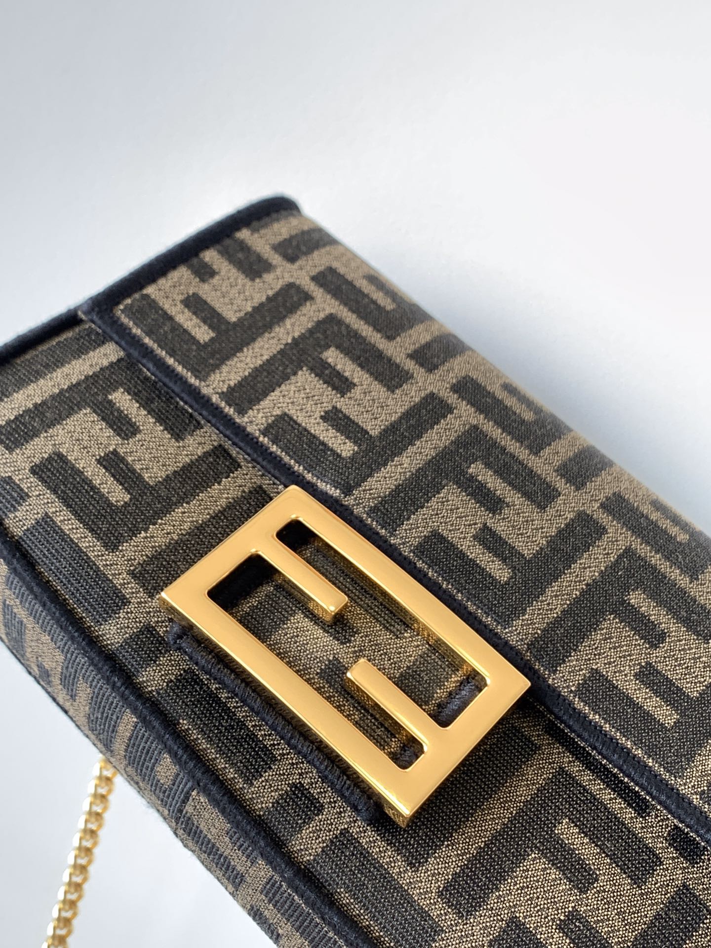 Mini Baguette Bag