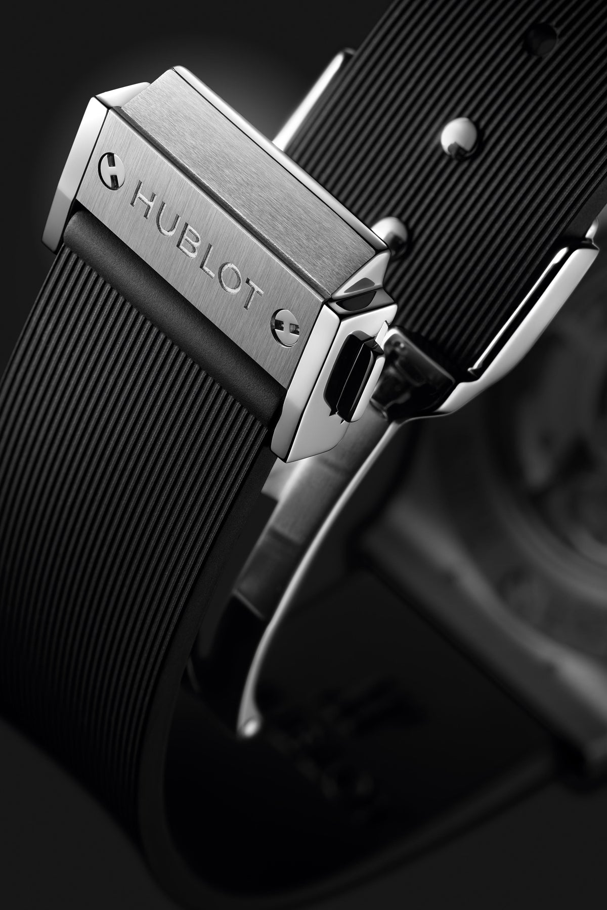 Classic Fusion Titanium Black Dial Rubber Strap Watch