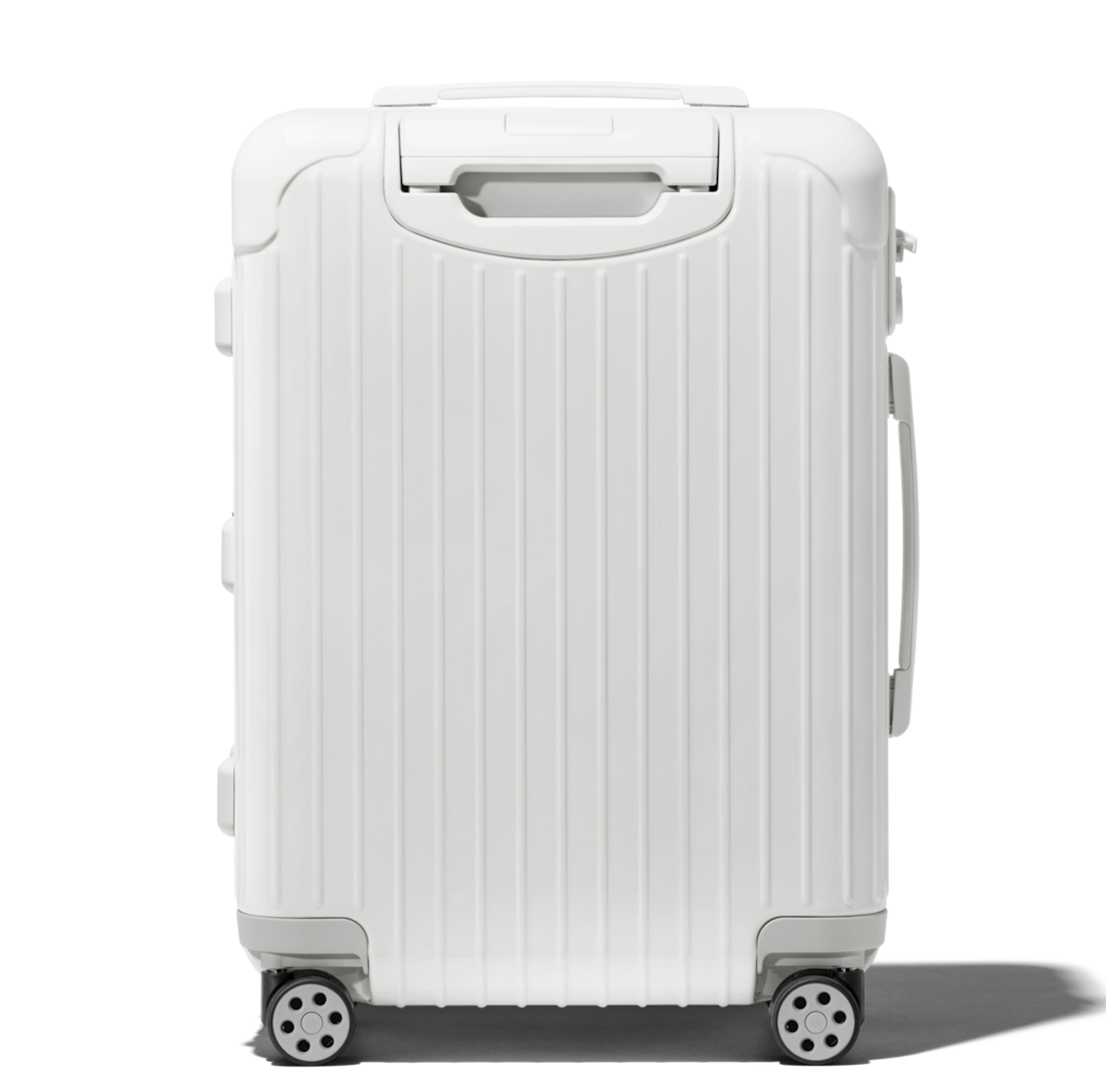 RIMOWA Essential