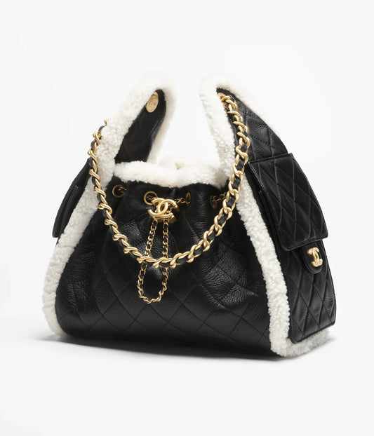 Chanel 25  Shearling Sheepskin & Gold-Tone Metal  Black & White 01