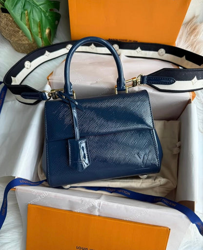 Cluny Mini