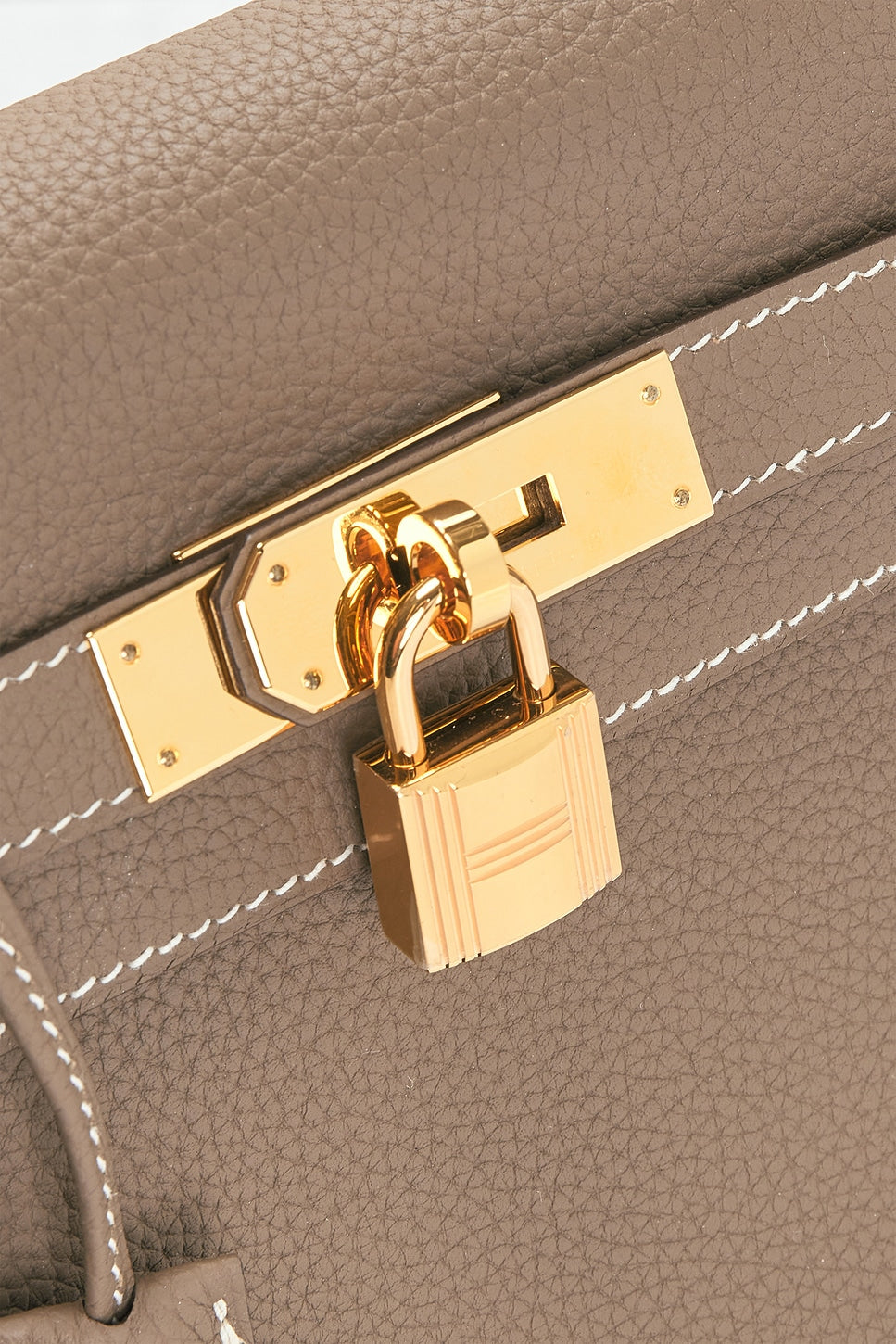 Hermès Kelly 28 Togo Etoupe Gold Hardware 01