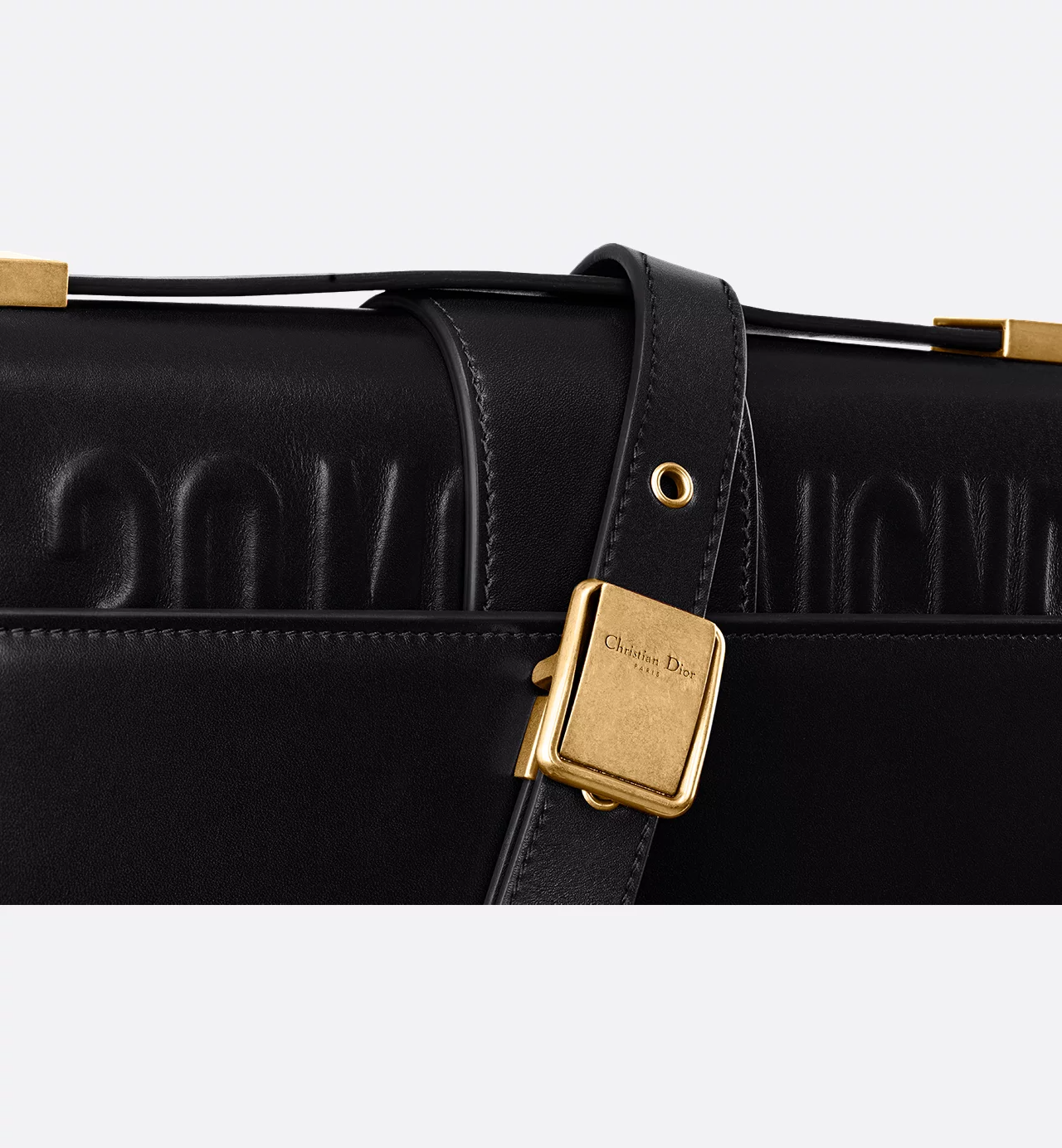 30 Montaigne Bag