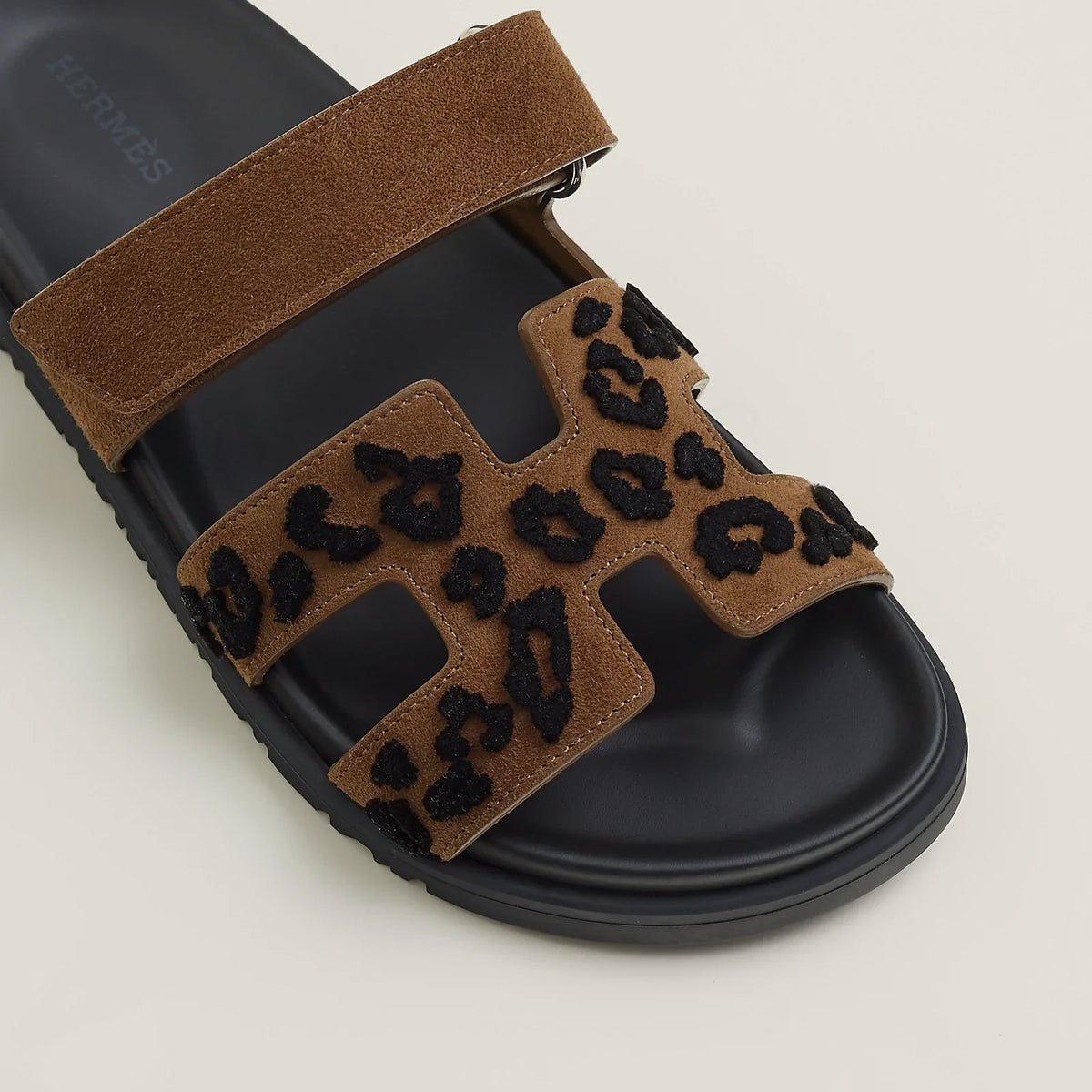 Brun Fumé / Noir Chypre Sandal