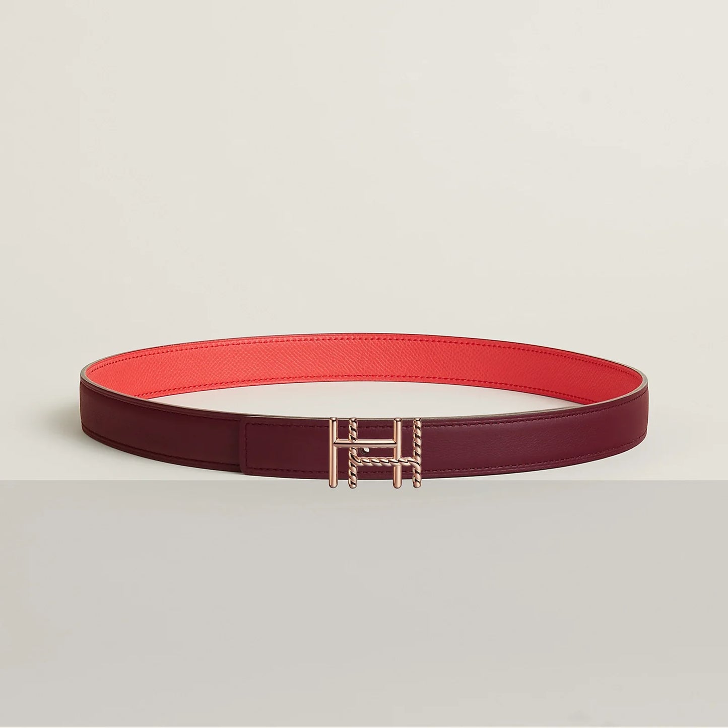 H AU CARRE TWIST BELT BUCKLE & REVERSIBLE LEATHER STRAP 24 MM