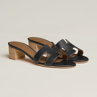 Noir - Rouge Tomette Oasis Sandal